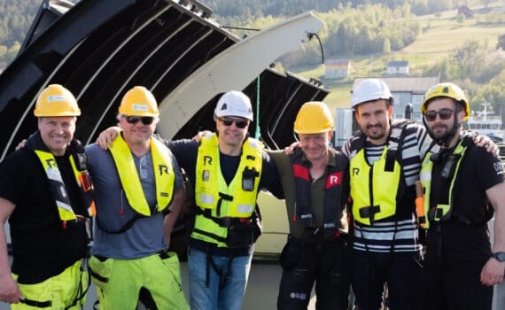 Thousands of salmon repopulate SalMar's first Marine Donut